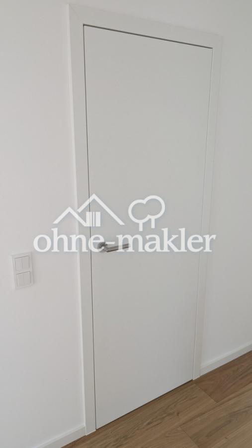 Stumpfeinschlagende Türen