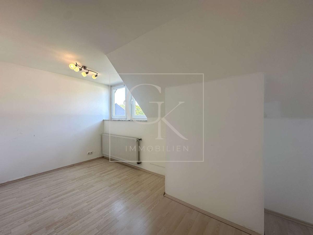 Schlafzimmer III