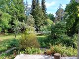 großer Garten