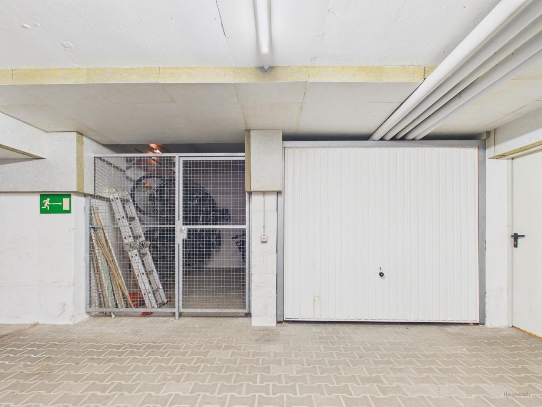 Fahrradraum + Garage
