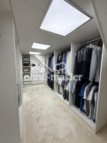 Kleiderschrank
