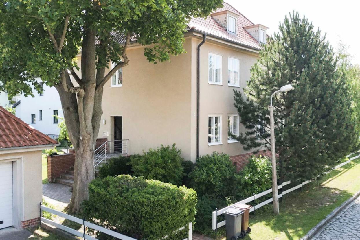 Straßenansicht