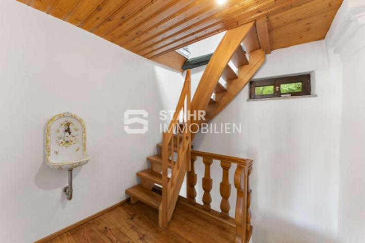 Treppe zum DG