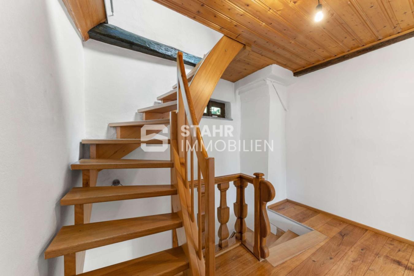 Treppe zum DG 