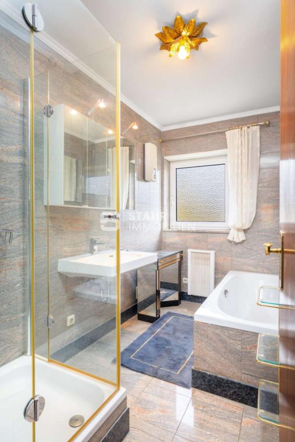 Badezimmer OG 