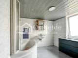 Badezimmer (Ansicht 2)