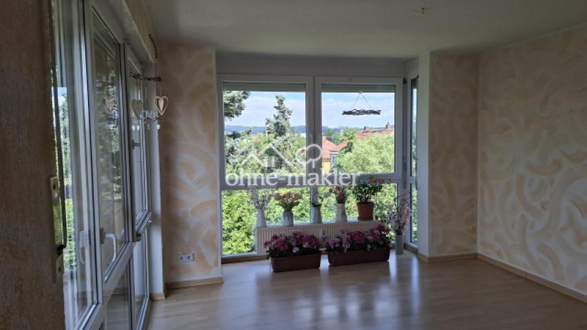 Wohnzimmer, große Glasfront