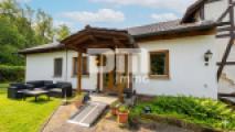 Titel Frontansicht Bungalow