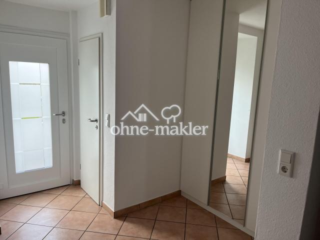 Eingang Flur mit Einbauschrank