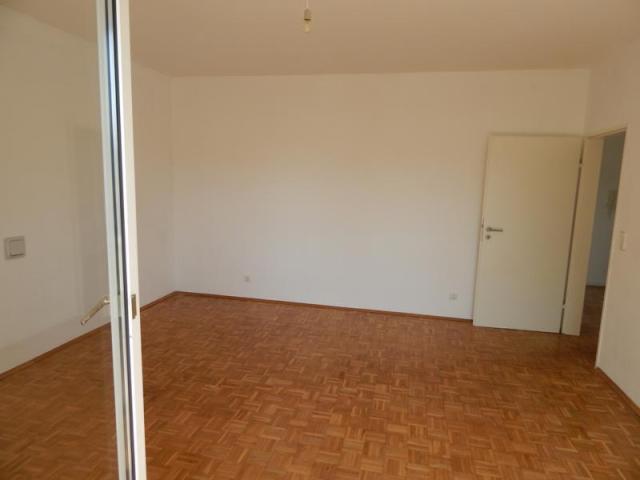 Schlafzimmer Bild 2
