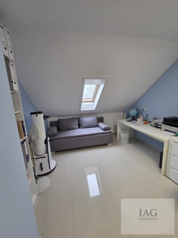 Arbeitszimmer-DG-Bild1