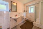 Badezimmer EG 1