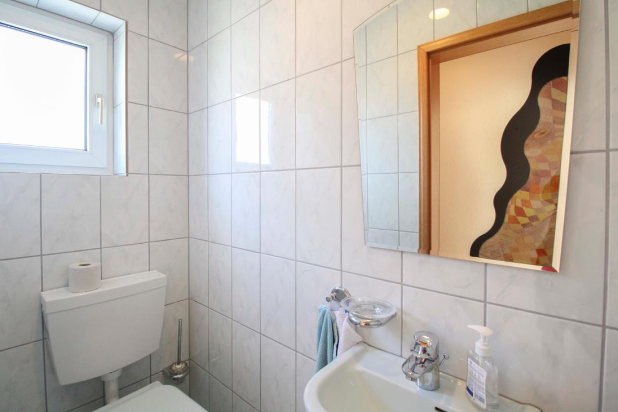 Gästetoilette EG