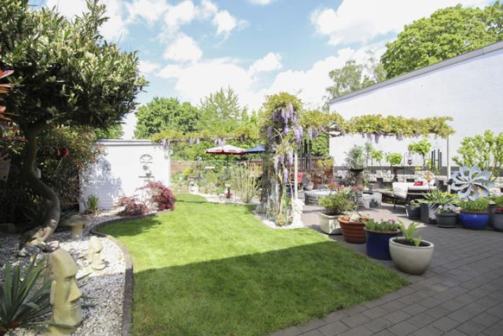16 Garten