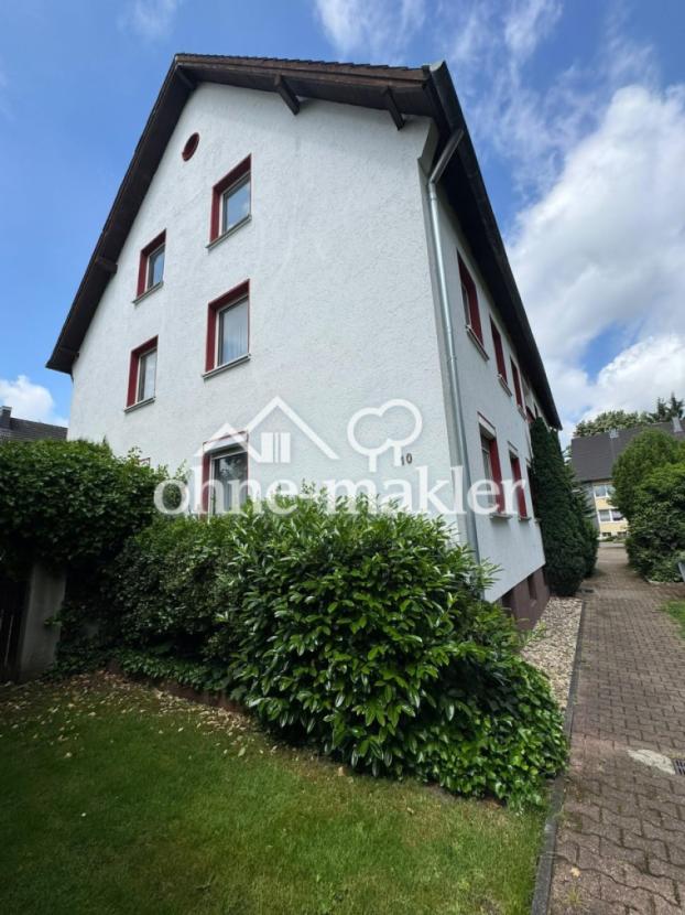 gepflegtes Mehrfamilienhaus