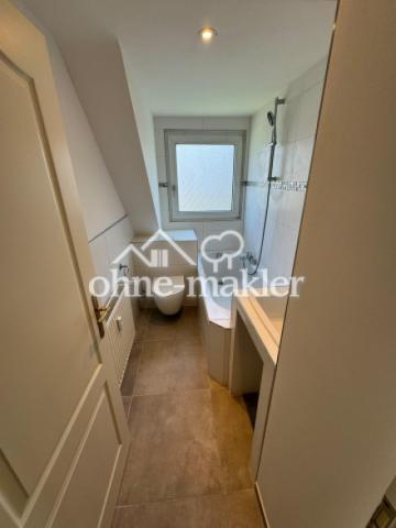 Modern renoviertes Badezimmer