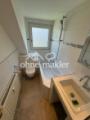 Modern renoviertes Badezimmer