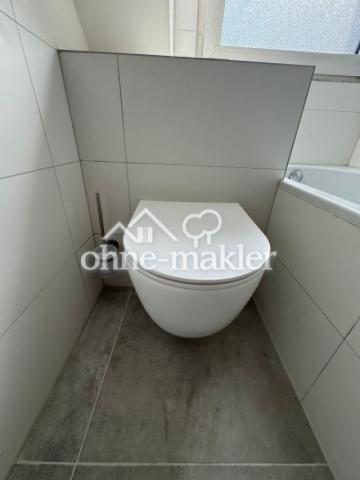 Modern renoviertes Badezimmer