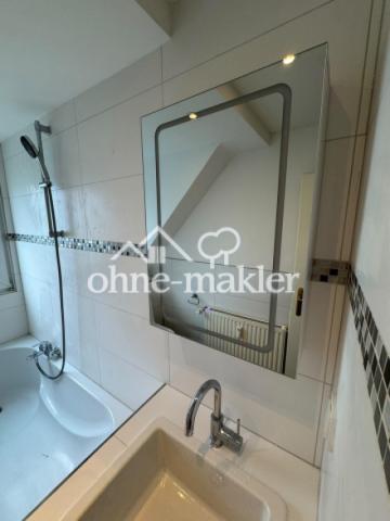 Modern renoviertes Badezimmer
