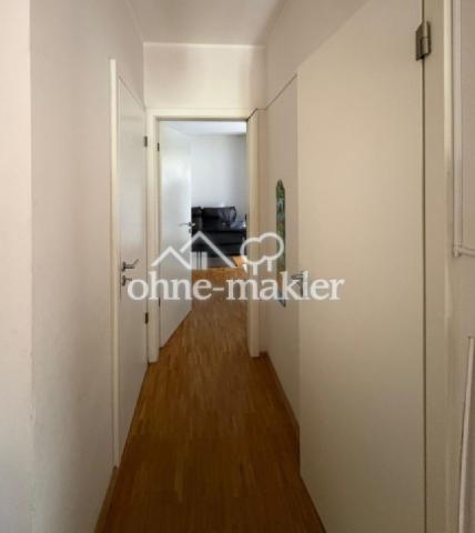 Flur zum Schlafzimmer EG