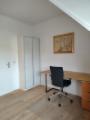Schlafzimmer 2 mit Schreibtisch