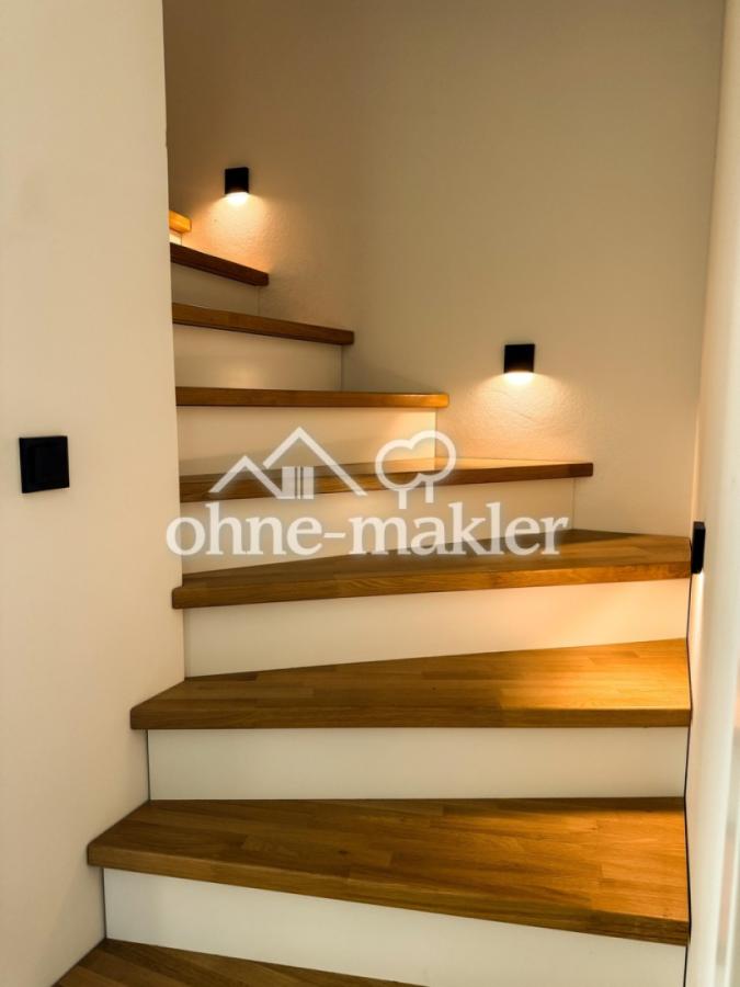 Treppe EG ins 1. OG
