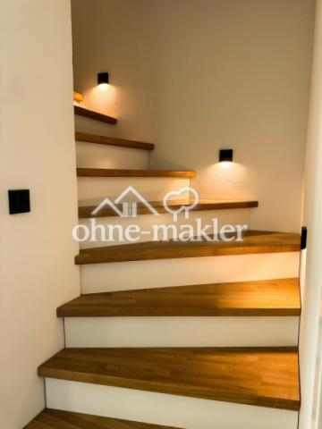 Treppe EG ins 1. OG