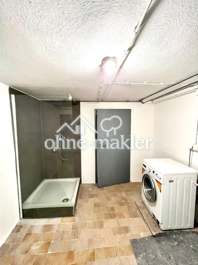 Waschküche mit Dusche UG