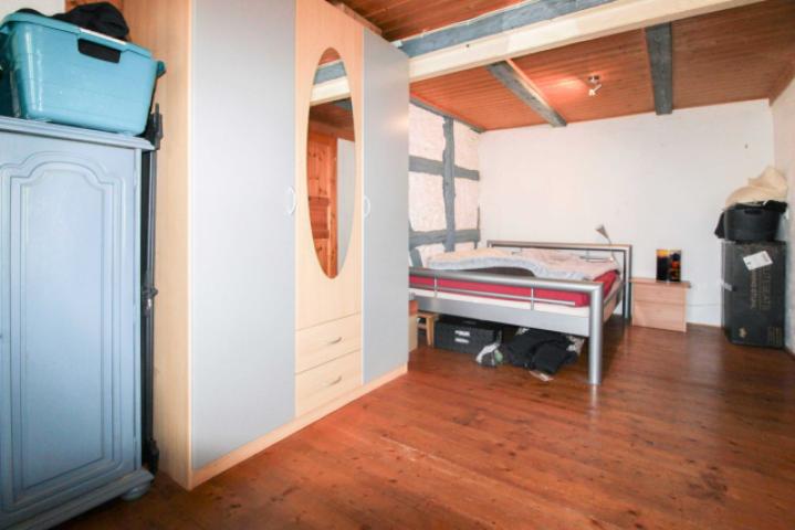 Schlafzimmer EG Bild 2
