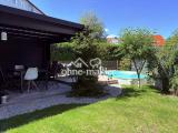 Garten mit Pool