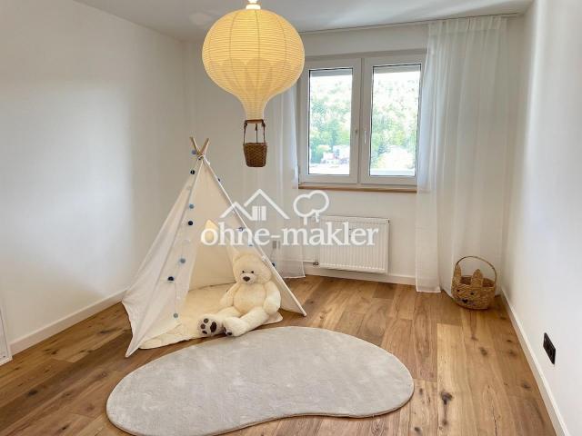 Kinderzimmer / Büro
