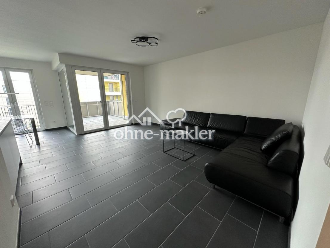 Wohnzimmer mit Ledercouch