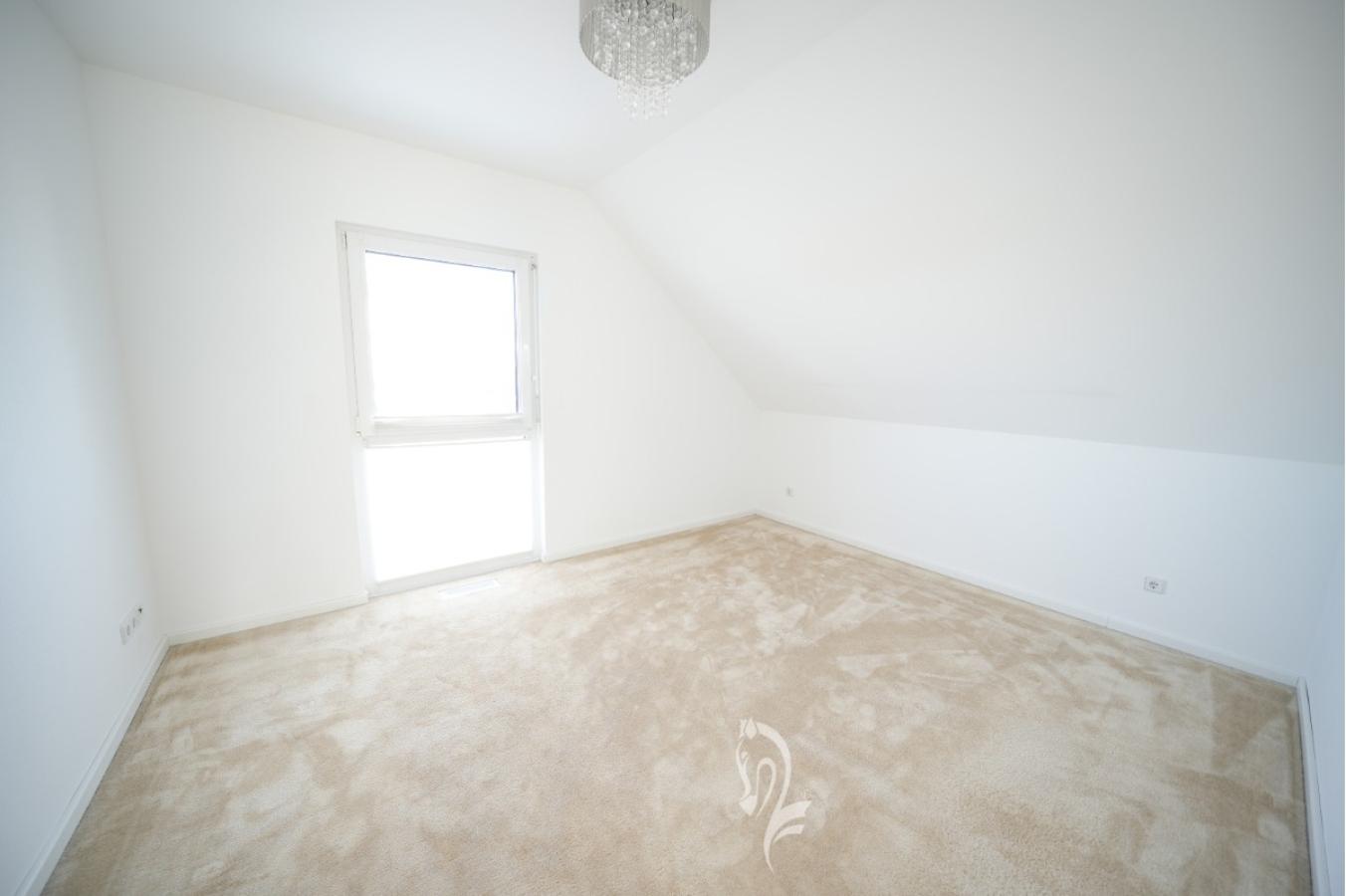 Zimmer 1 OG