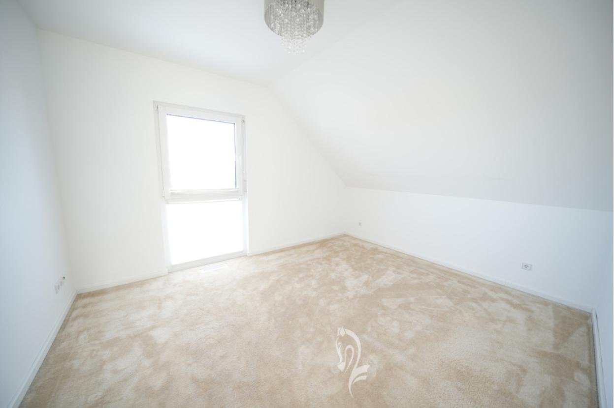 Zimmer 1 OG
