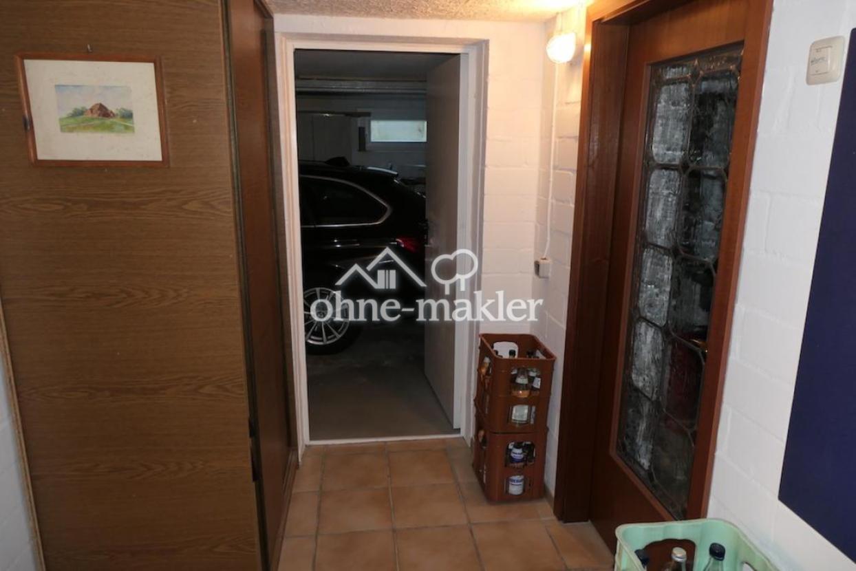 Kellerflur, Zugang zur Garage