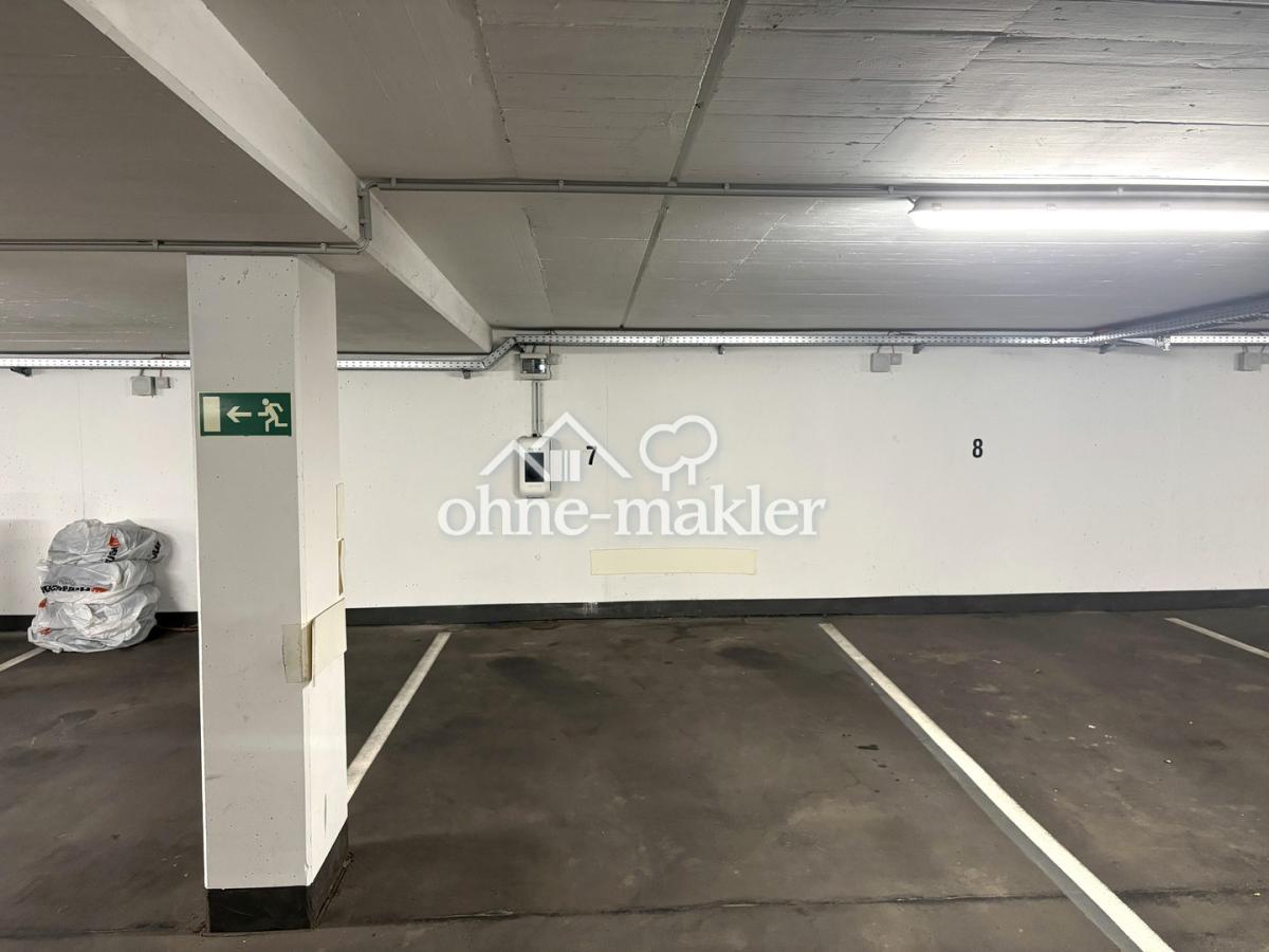Tiefgaragenstellplatz/Wallbox