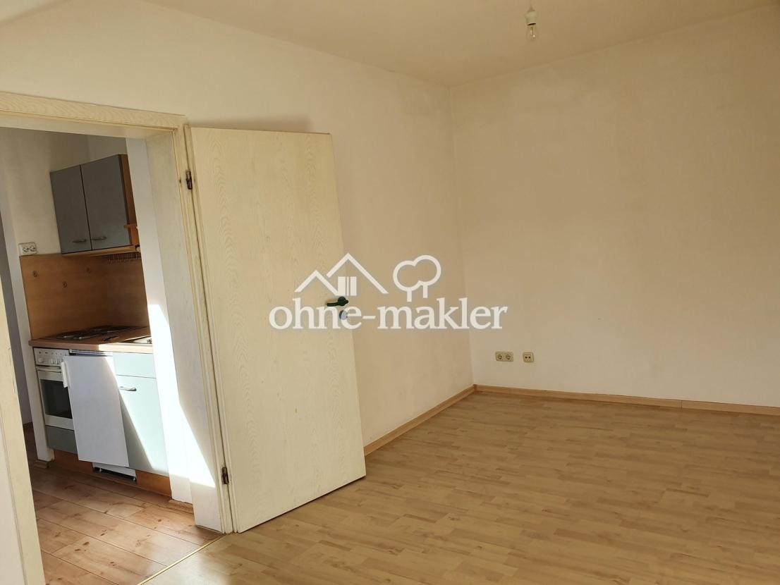 Schlaf- und Arbeitszimmer