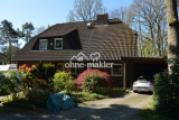 Vorgarten & Carport rechts
