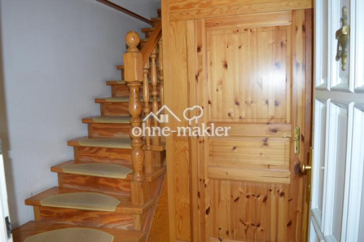 Treppe OG/ Flurtür EG