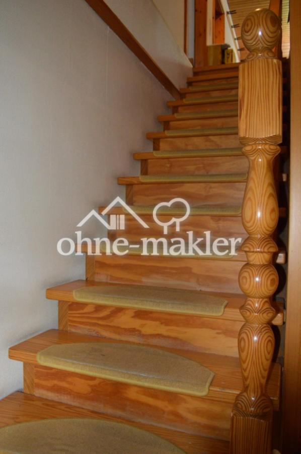 Treppe vom EG zum Obergeschoß
