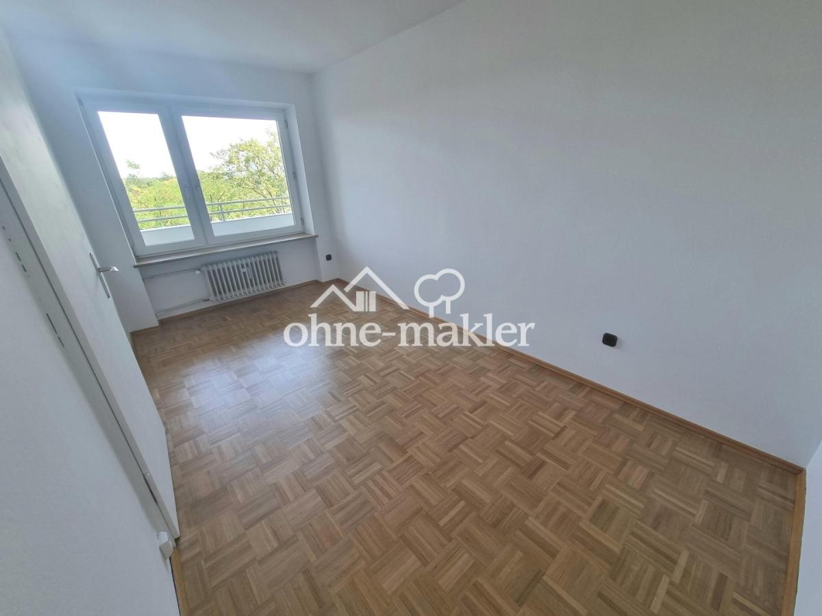 Kinderzimmer / Büro