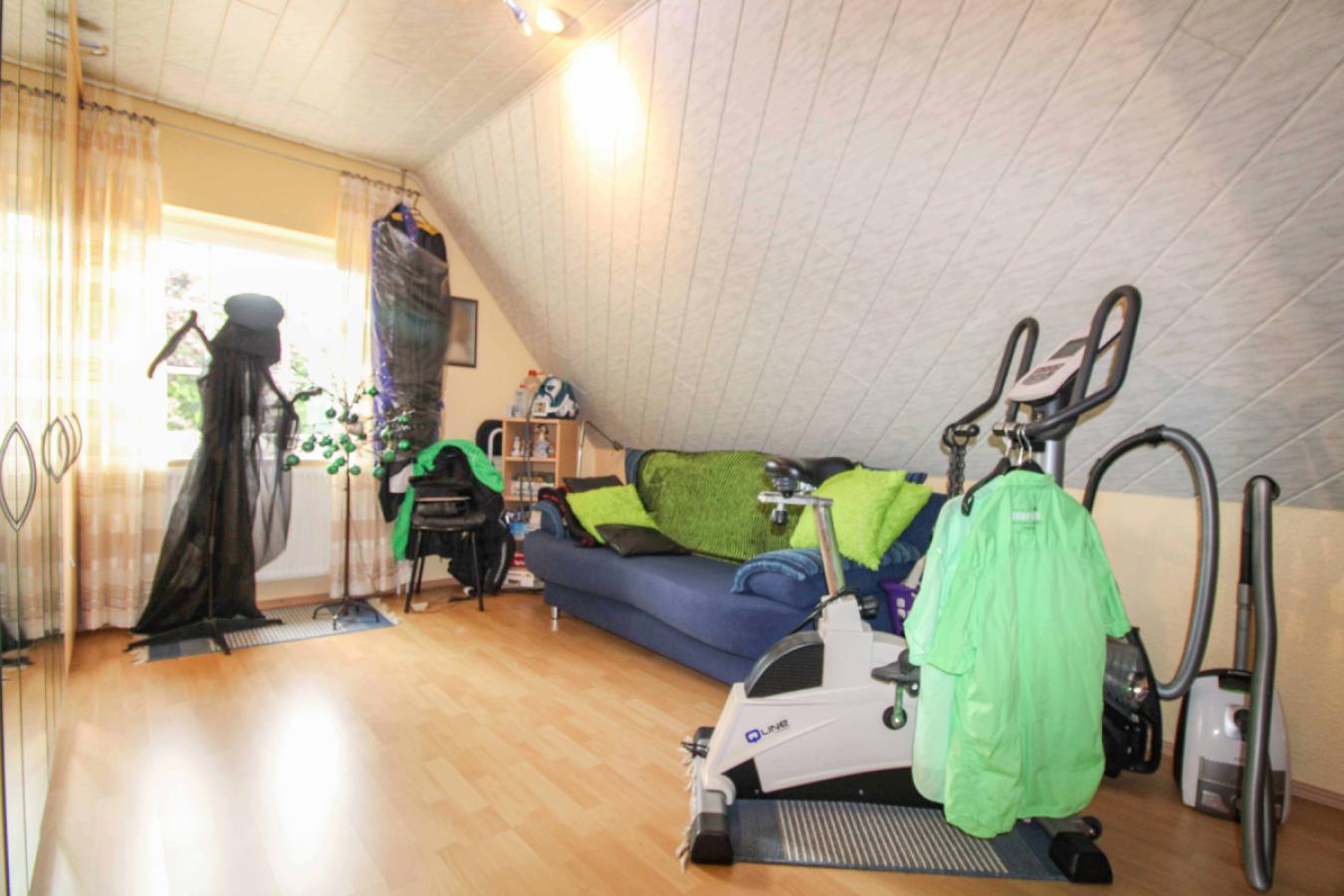 Schlafzimmer 3