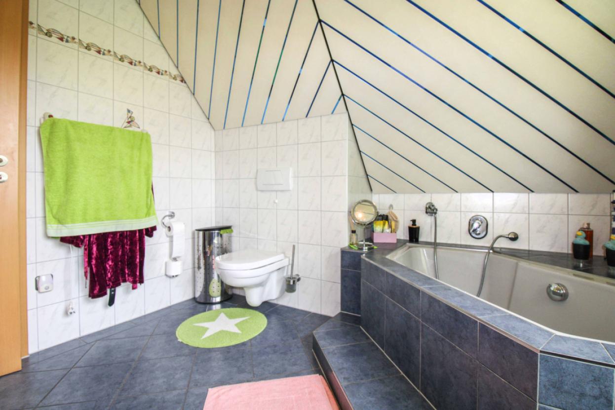 Badezimmer Bild 2