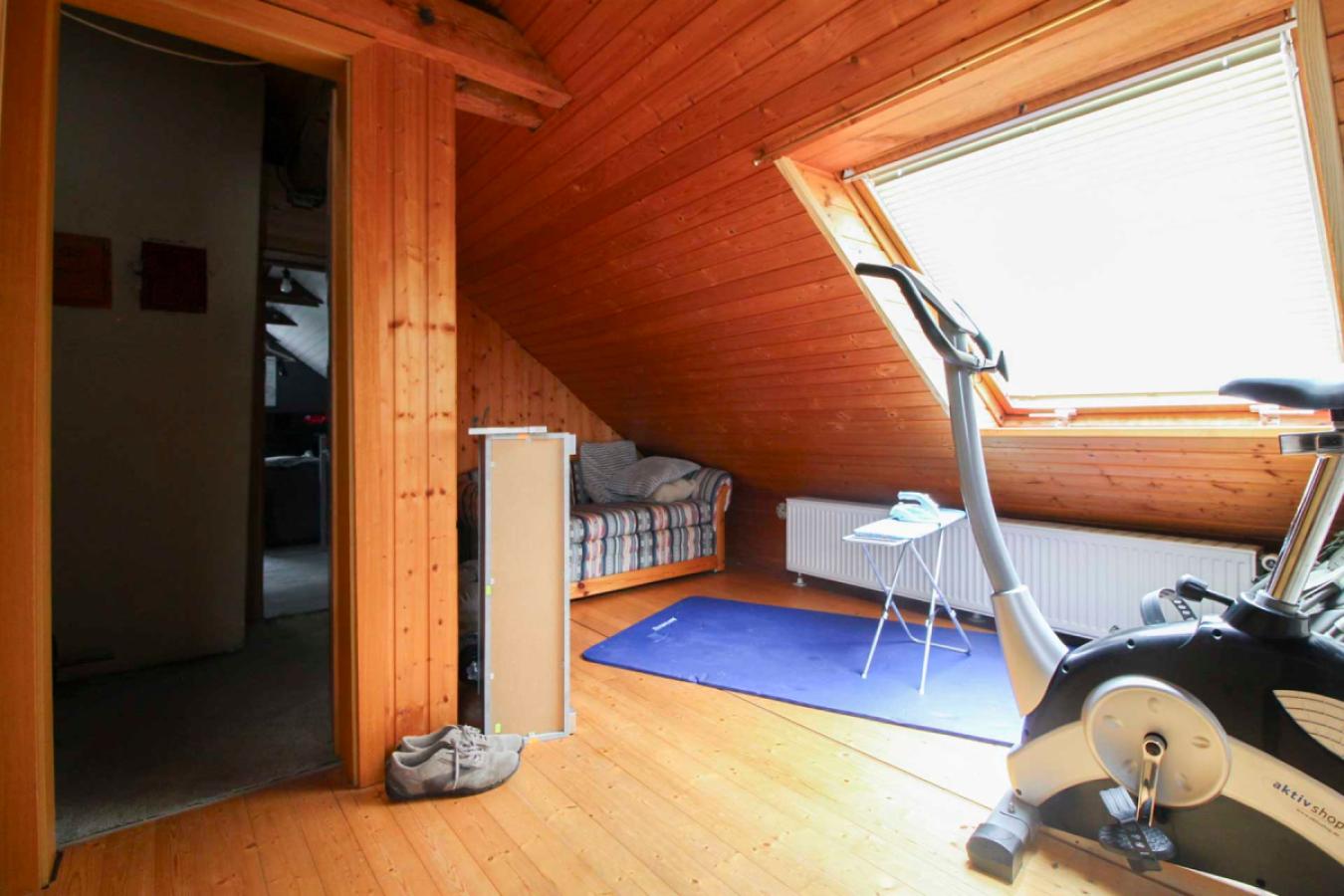 Nutzfläche DG mit Bett