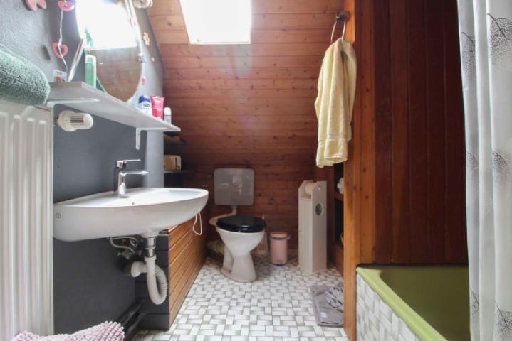 Badezimmer DG