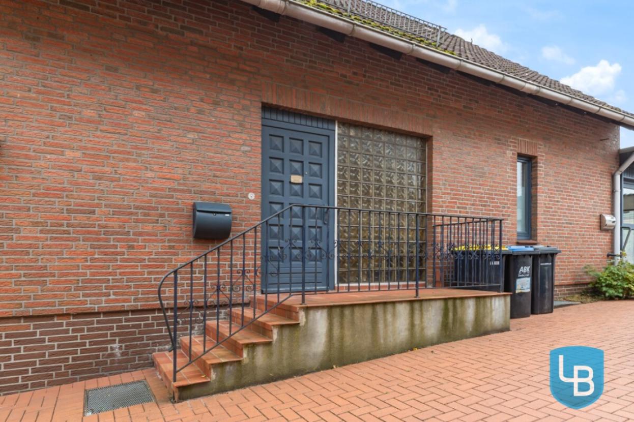 Eingang zur DG-Wohnung