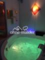 UG 2 Wellness - Whirlpool