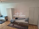Zimmer 1 mit Balkonzugang