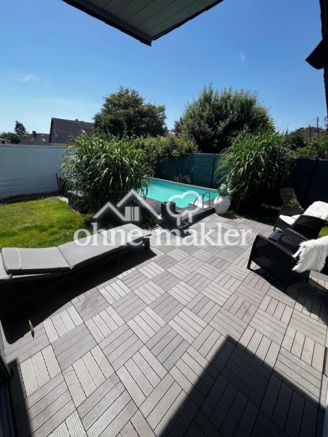 Terrasse und Pool