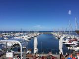 Yachthafen mit Gastronomie